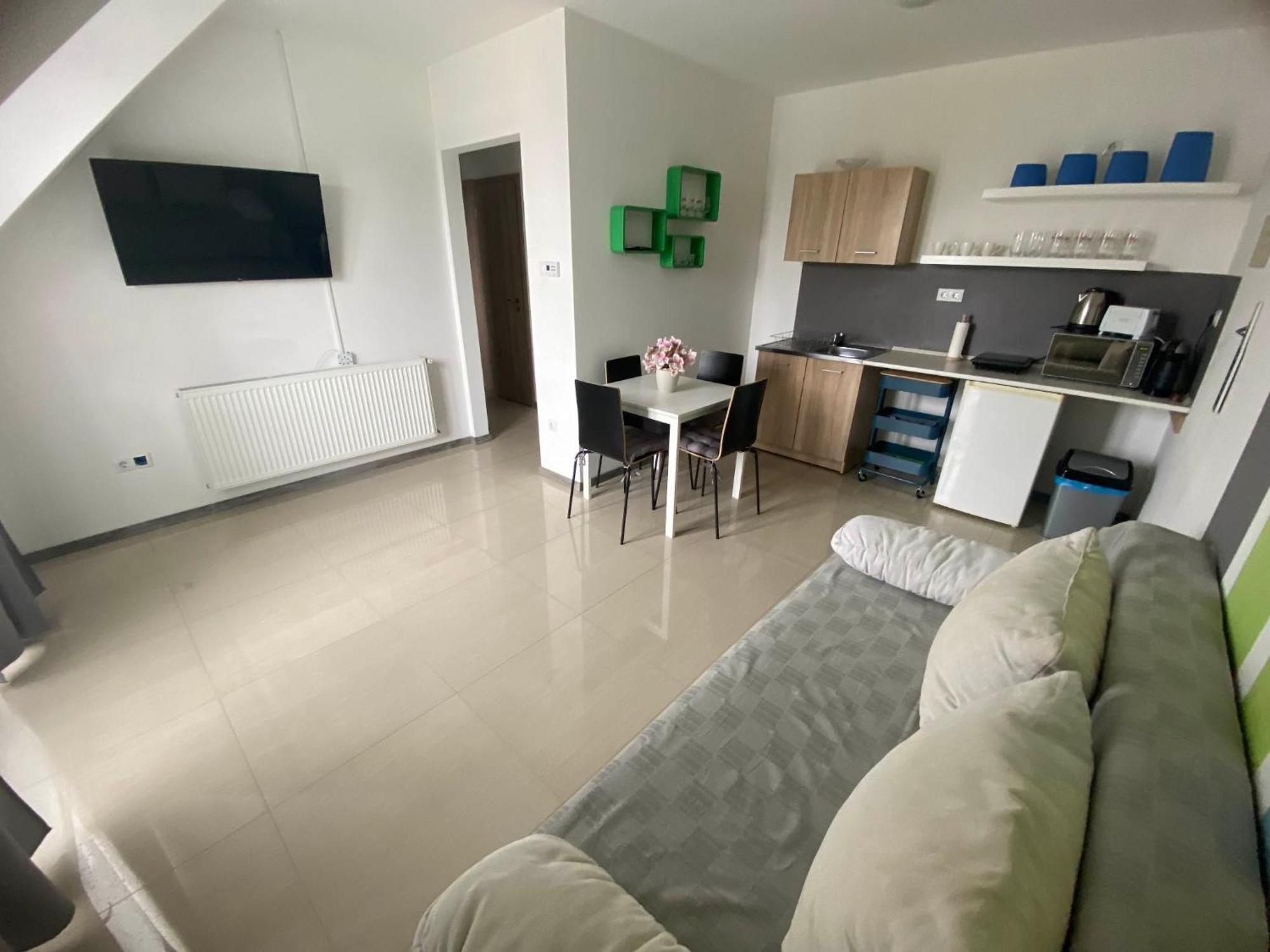 Lexy Family Apartman Hajdúszoboszló Extérieur photo